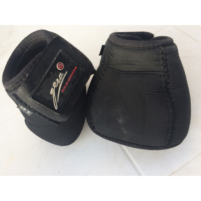 Cloches poney GERA noires anti-turn