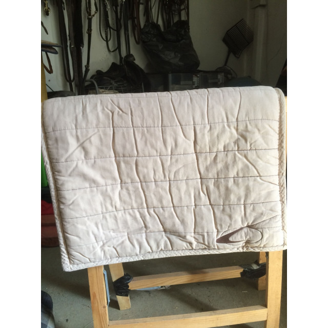 Tapis beige doudoune