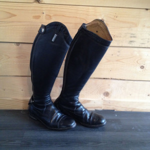 Bottes Burattau taille 39 noir