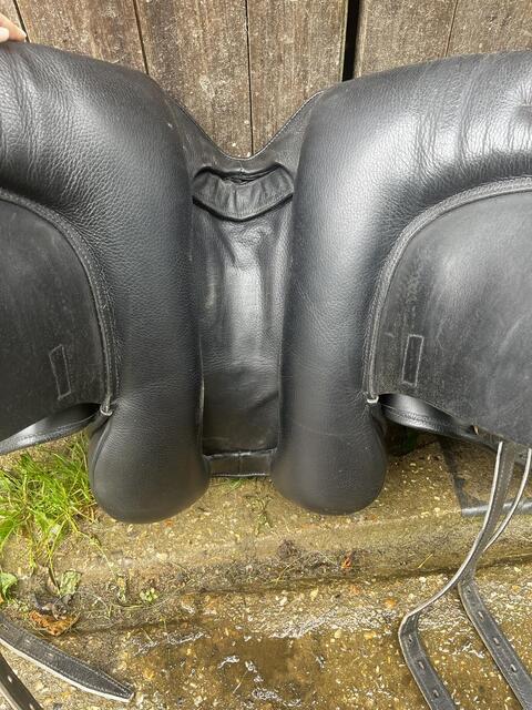 Selle de dressage Zaldi 17’’