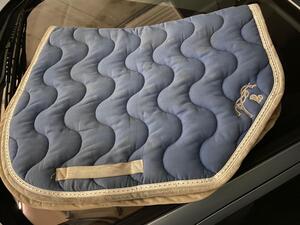 Tapis Penelope Bleu coupé sport