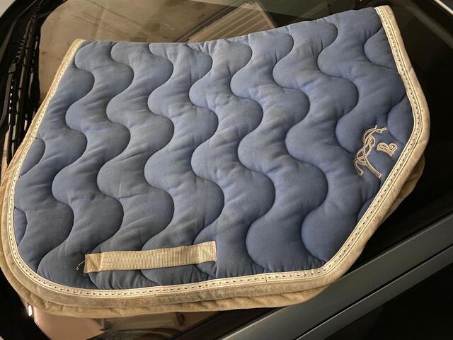 Tapis Penelope Bleu coupé sport