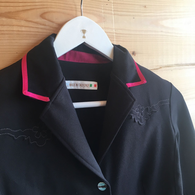 Veste Animo Noir col rose