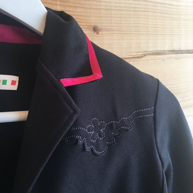 Veste Animo Noir col rose