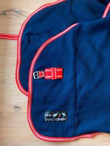 Couverture polaire HKM bleu et rouge