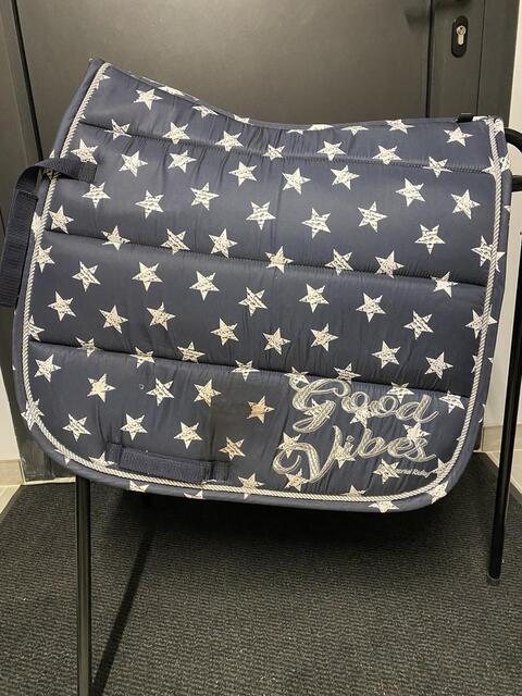 Tapis de selle Dressage
