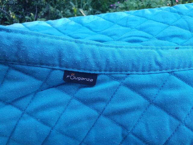 Tapis bleu