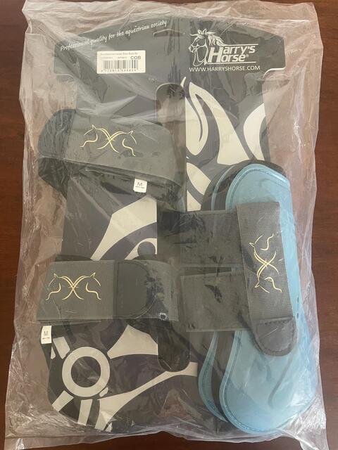 Ensemble protections cheval