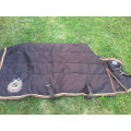 Couverture écurie 300g HV POLO 155