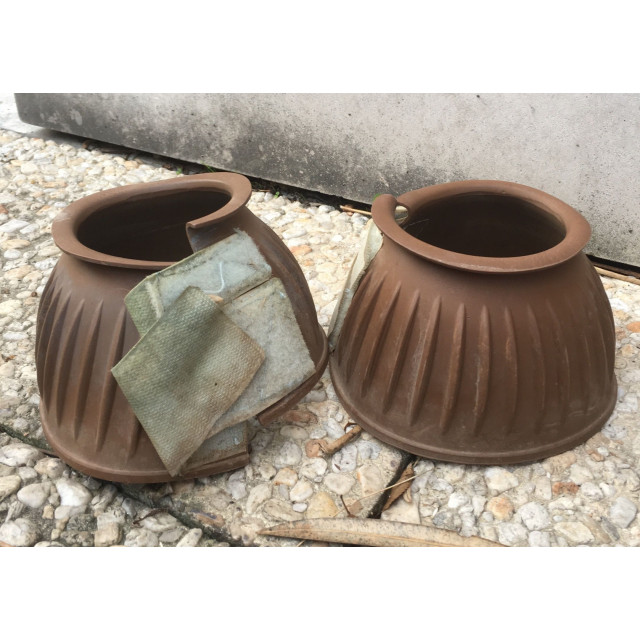 Cloches marron