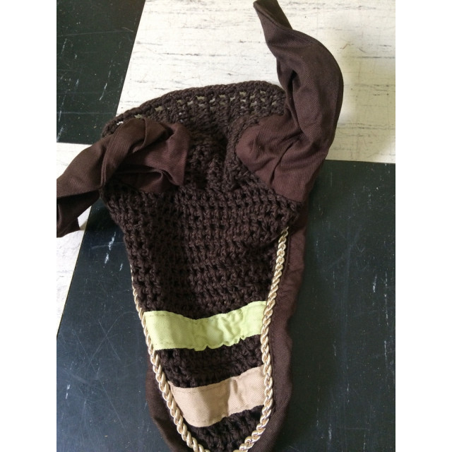 Bonnet equitheme