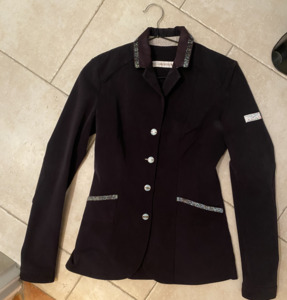 Veste animo