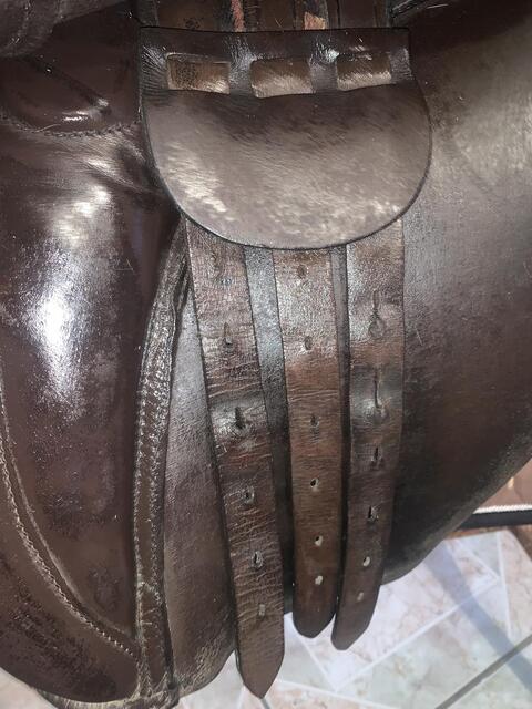 Selle randonnée marron 18 pouces