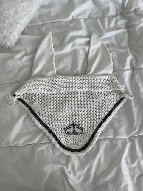 bonnet