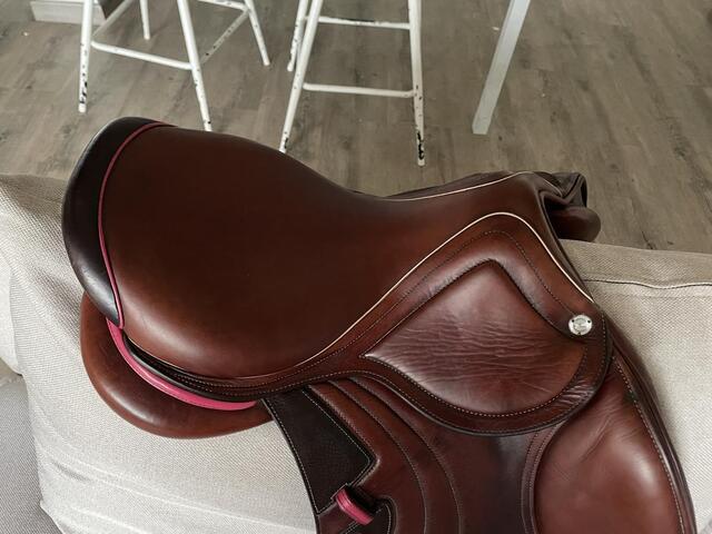Selle CWD Mademoiselle 16,5’ de 2020