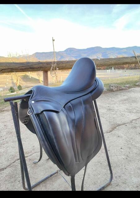 selle de Dressage Antares