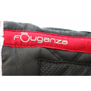 Tapis Fouganza noir/rouge.