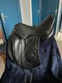 Selle de dressage Antares cadence 17,5