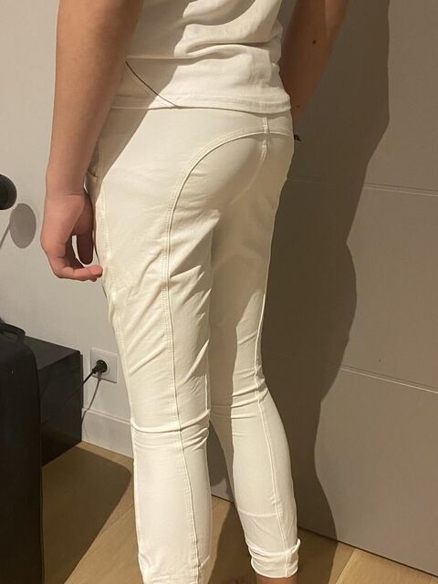 Tenue de concours 14ans en très bon état.