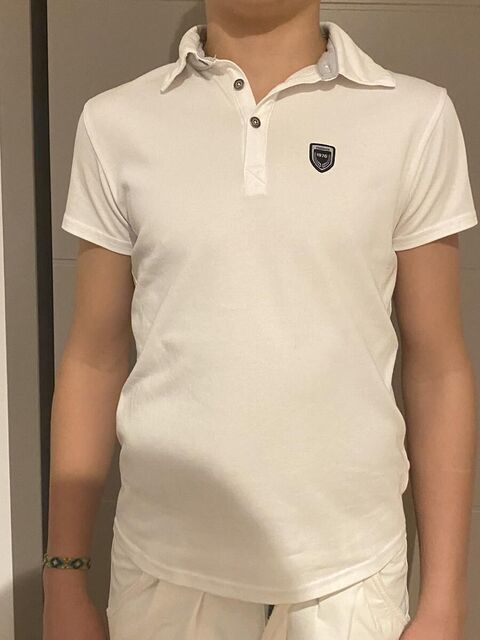 Tenue de concours 14ans en très bon état.