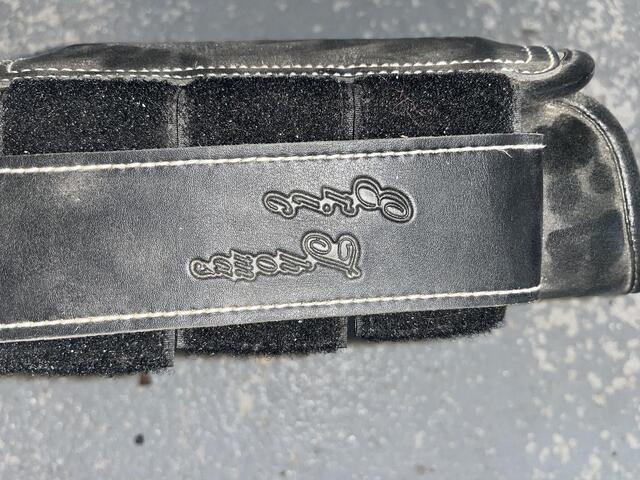 Guêtres de dressage en cuir noir
