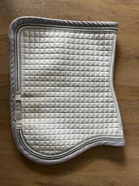 Tapis blanc equitheme