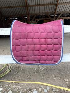 Tapis harcour chantily bordeaux