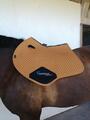 Tapis cheval moutarde