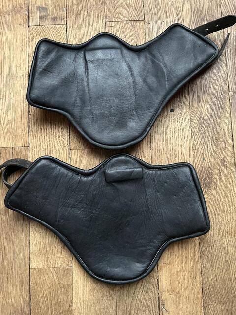 Guêtres et protèges boulet cuir