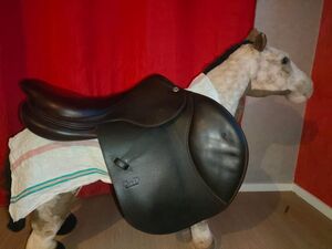 Selle CWD Se01 taille 16