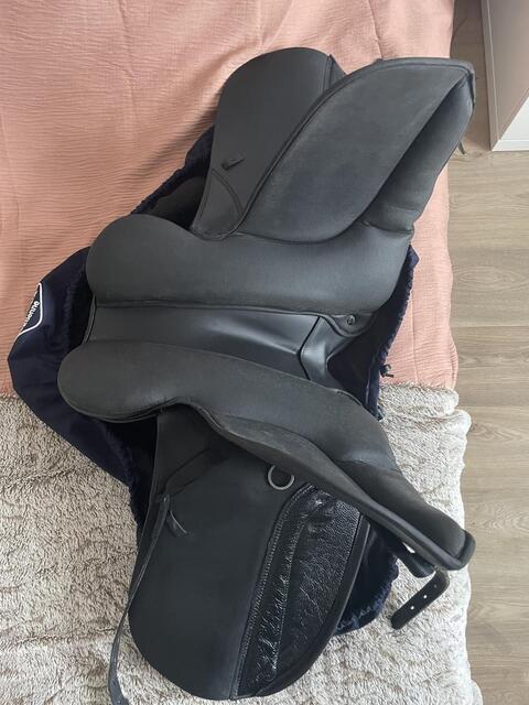 Selle Thorowgood T8 dressage