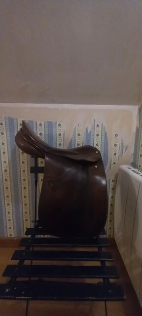 Selle de dressage