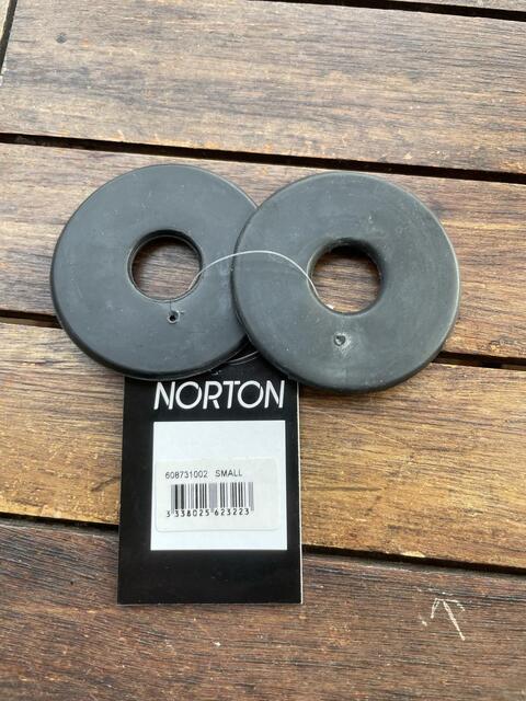 Petites rondelles de mors Norton