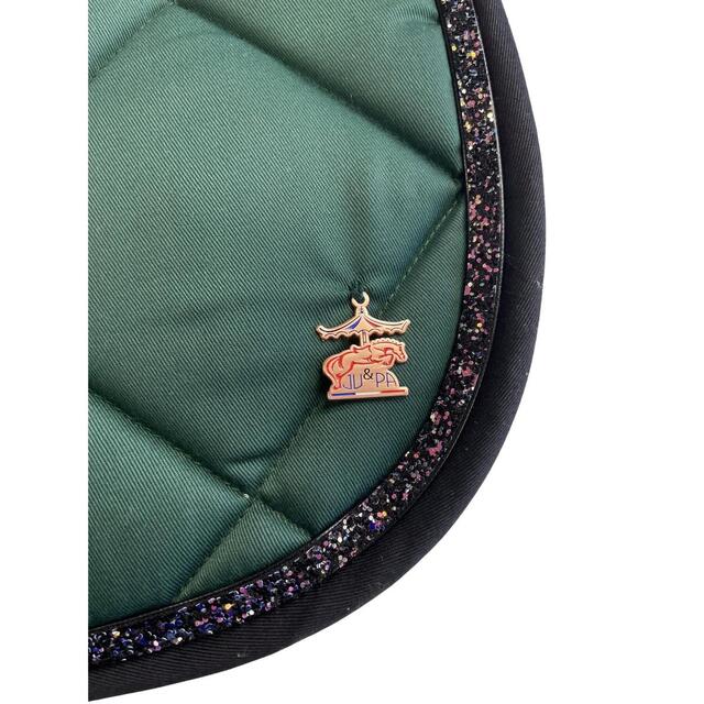 Tapis ju et pa velour noir galon disco noir