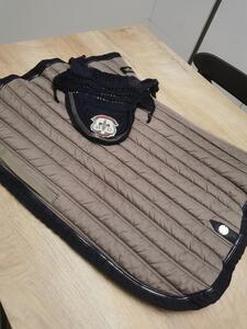 Tapis et bonnet silver crown