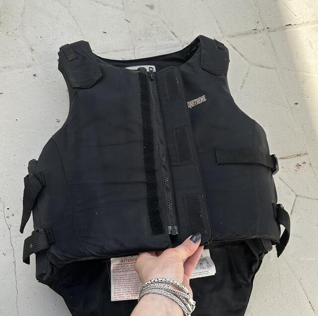 Gilet de protection / protège dos