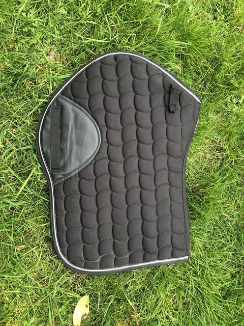 Tapis de selle equitheme