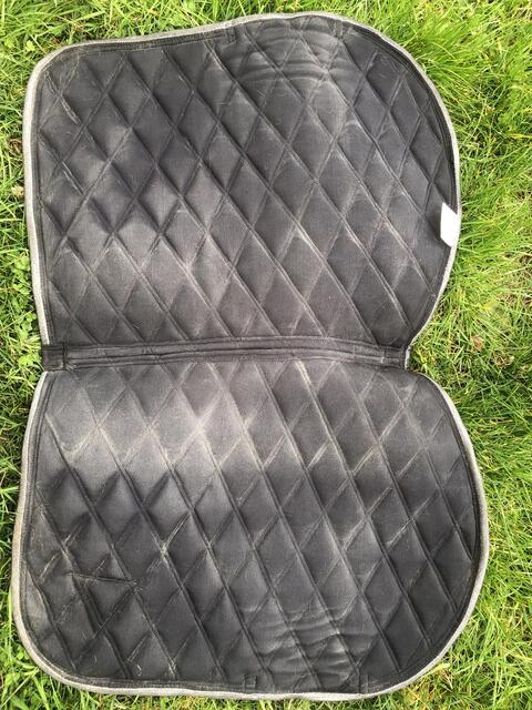 Jump'In Tapis de selle Soft Velours noir