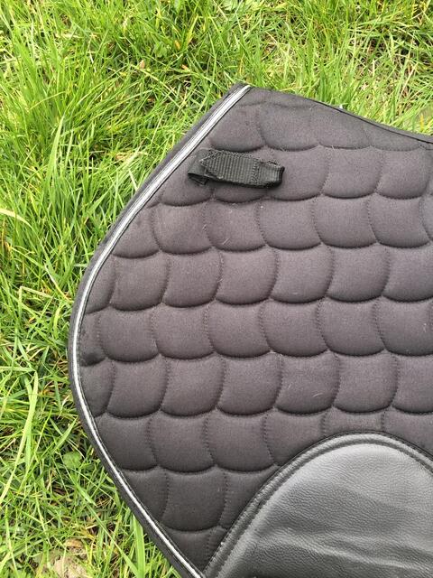Tapis de selle equitheme