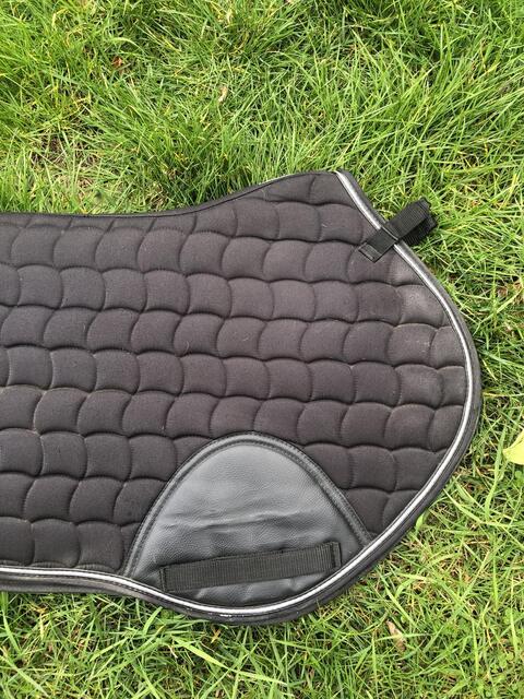 Tapis de selle equitheme
