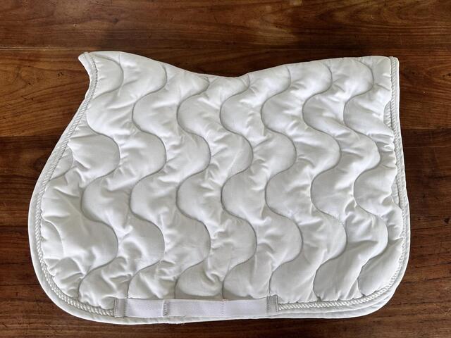 Tapis blanc poney