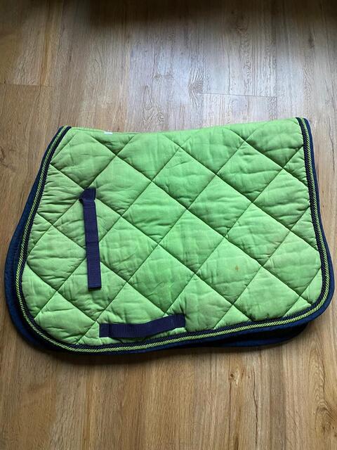 tapis cheval vert