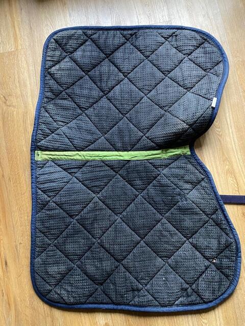 tapis cheval vert