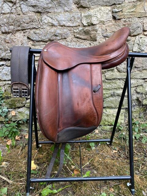 selle dressage forestier