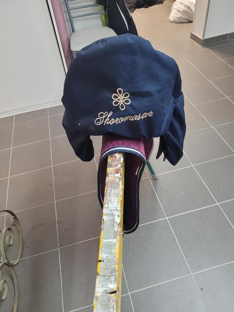 Selle neuve