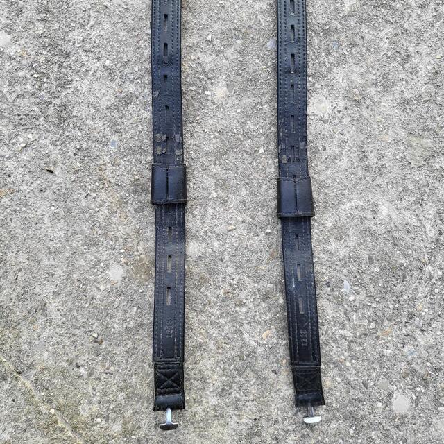 Selle de dressage stubben 17,5 + sangle anatomique et étrivières