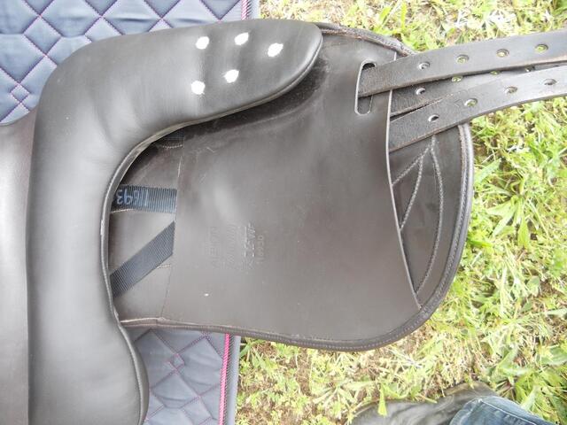 Selle dressage ALBION Fabrento 17,5