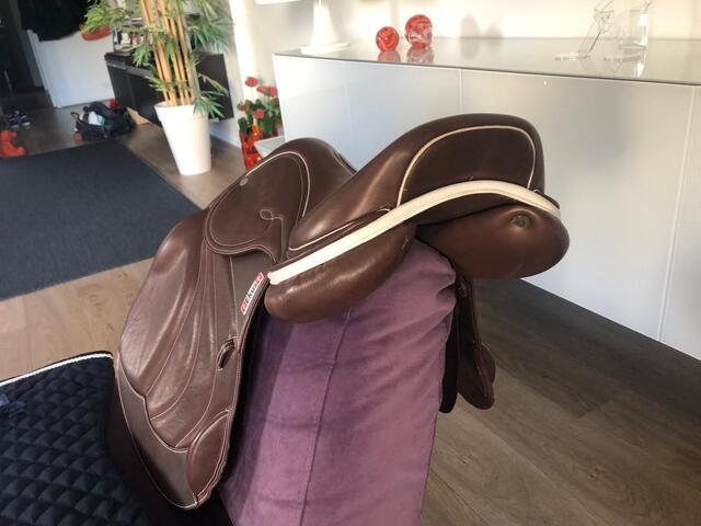 Selle EKUS "F1" neuve