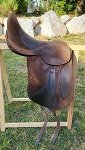 Selle dessus daim Phoenix (Toulouse)