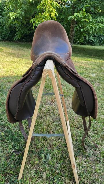 Selle dessus daim Phoenix (Toulouse)